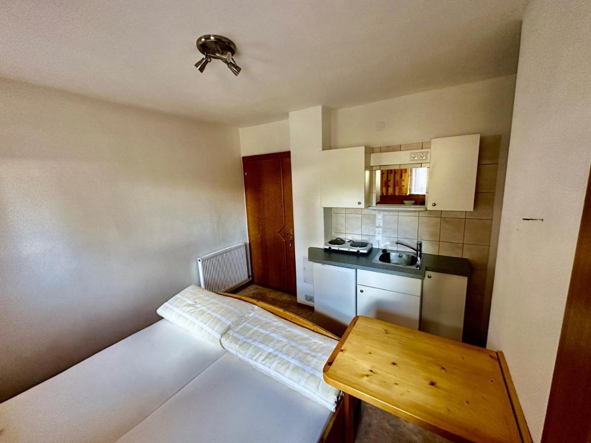 Haus Luxer Apartment เอาฟาค์ ภายนอก รูปภาพ